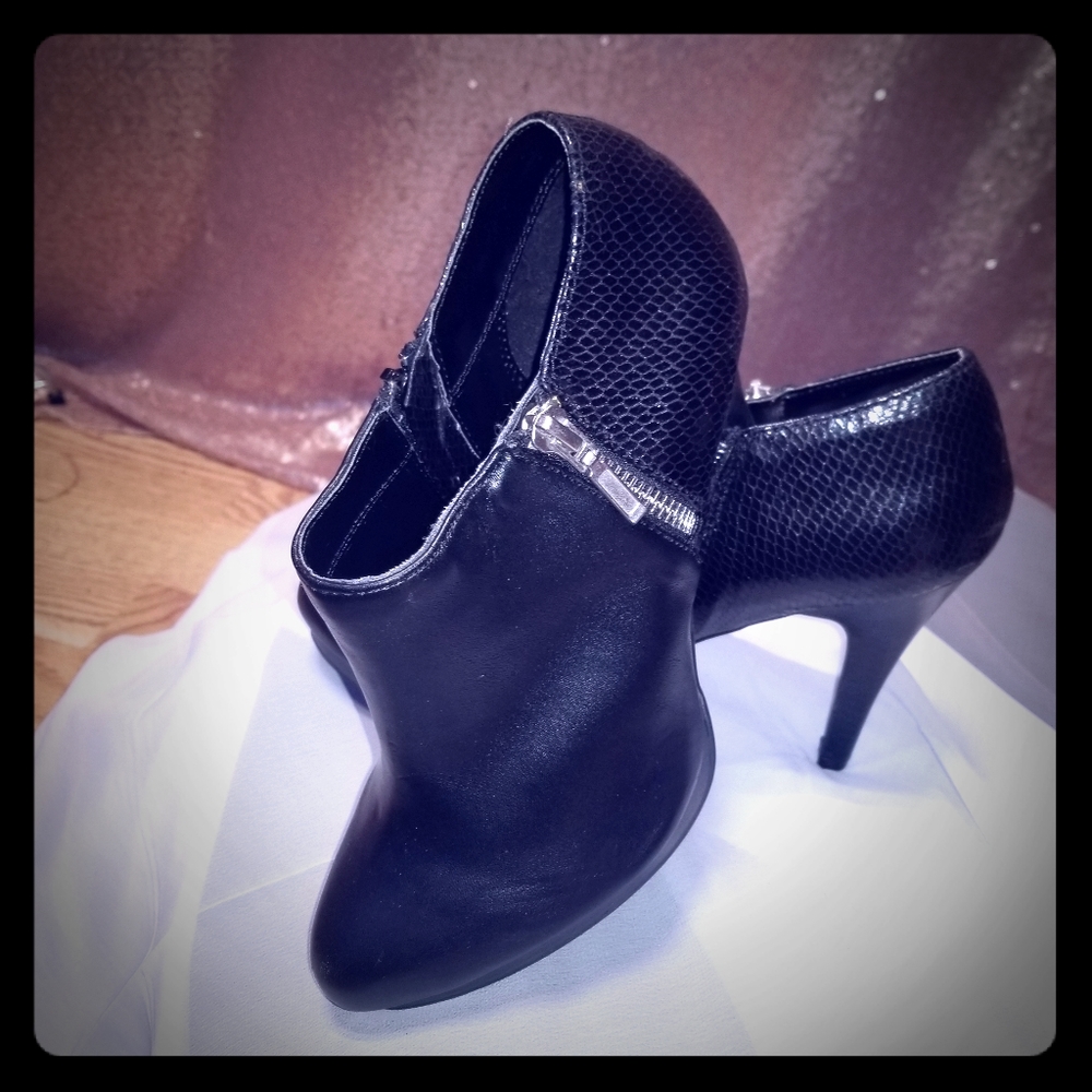 Apt 9 Booties